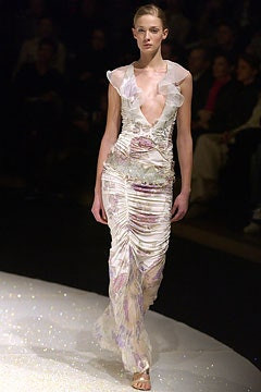 Emanuel Ungaro fashion show for Autumn/Winter 2003
