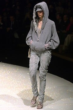 Emanuel Ungaro fashion show for Autumn/Winter 2003