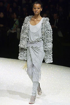Emanuel Ungaro fashion show for Autumn/Winter 2003