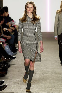 DKNY fashion show for Autumn/Winter 2003