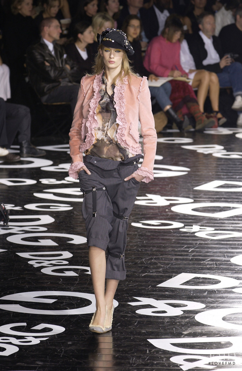 D&G fashion show for Autumn/Winter 2003