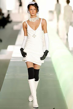 Chanel fashion show for Autumn/Winter 2003