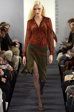 Diane Von Furstenberg fashion show for Autumn/Winter 2003