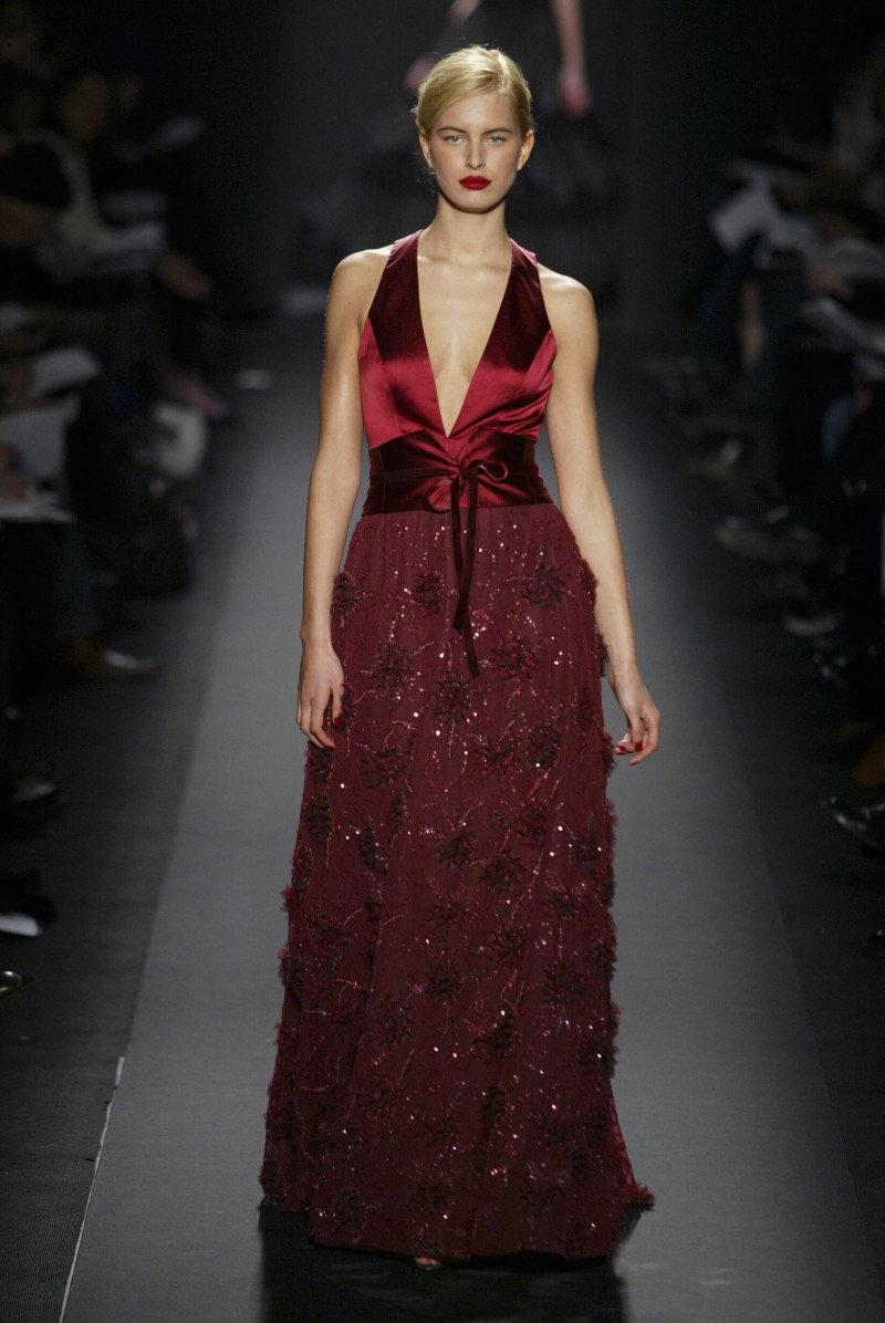Karolina Kurkova featured in  the Carolina Herrera fashion show for Autumn/Winter 2003