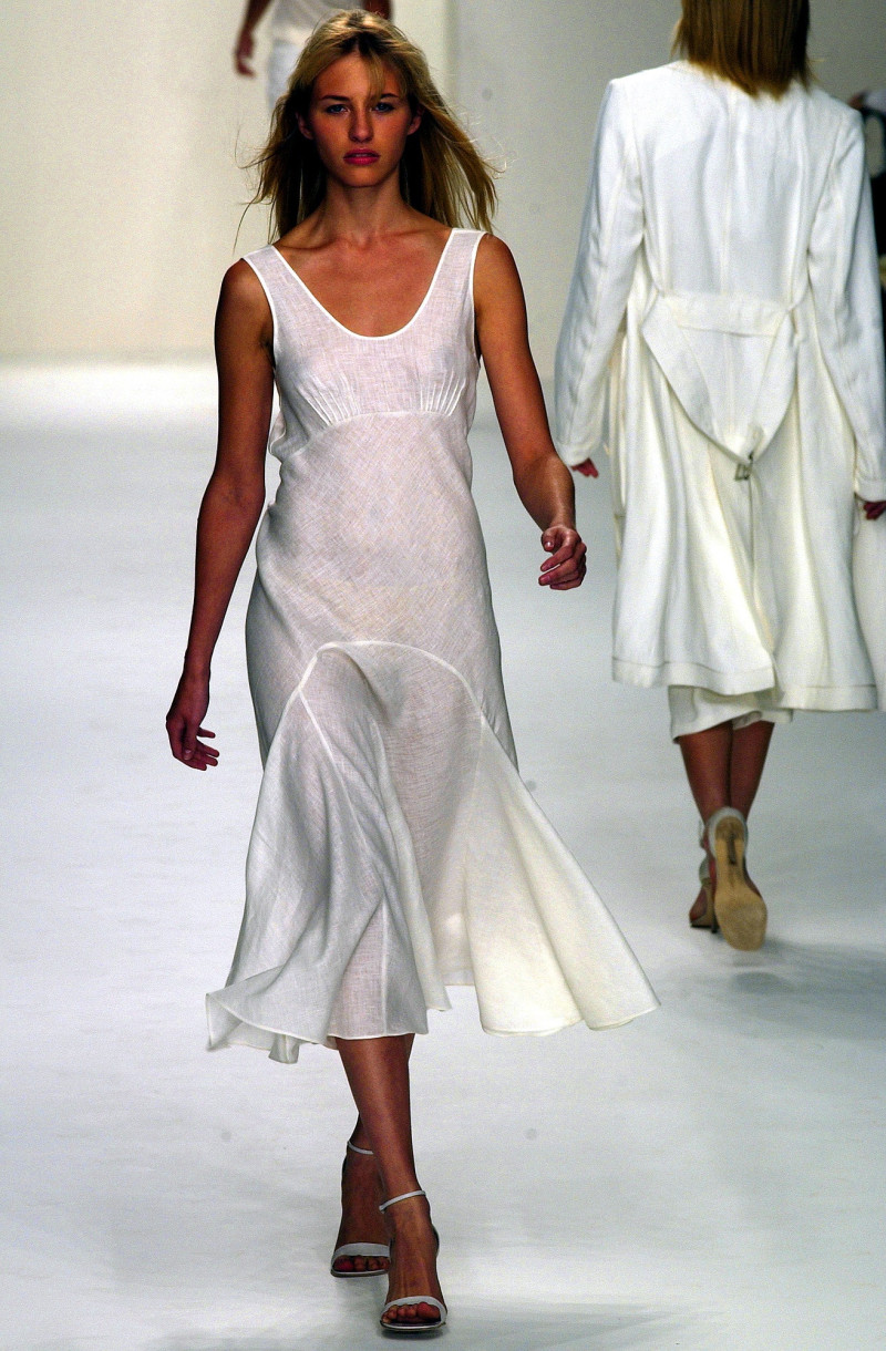 Calvin Klein 205W39NYC fashion show for Spring/Summer 2003