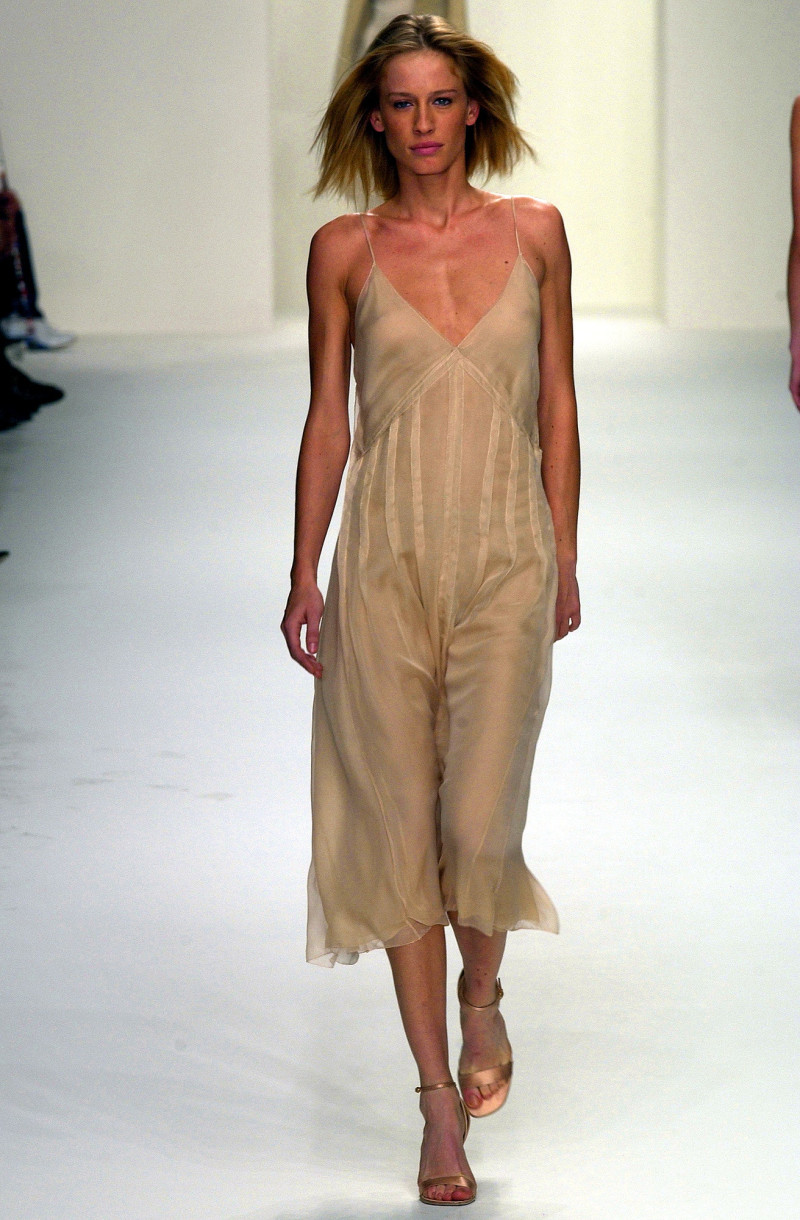 Calvin Klein 205W39NYC fashion show for Spring/Summer 2003
