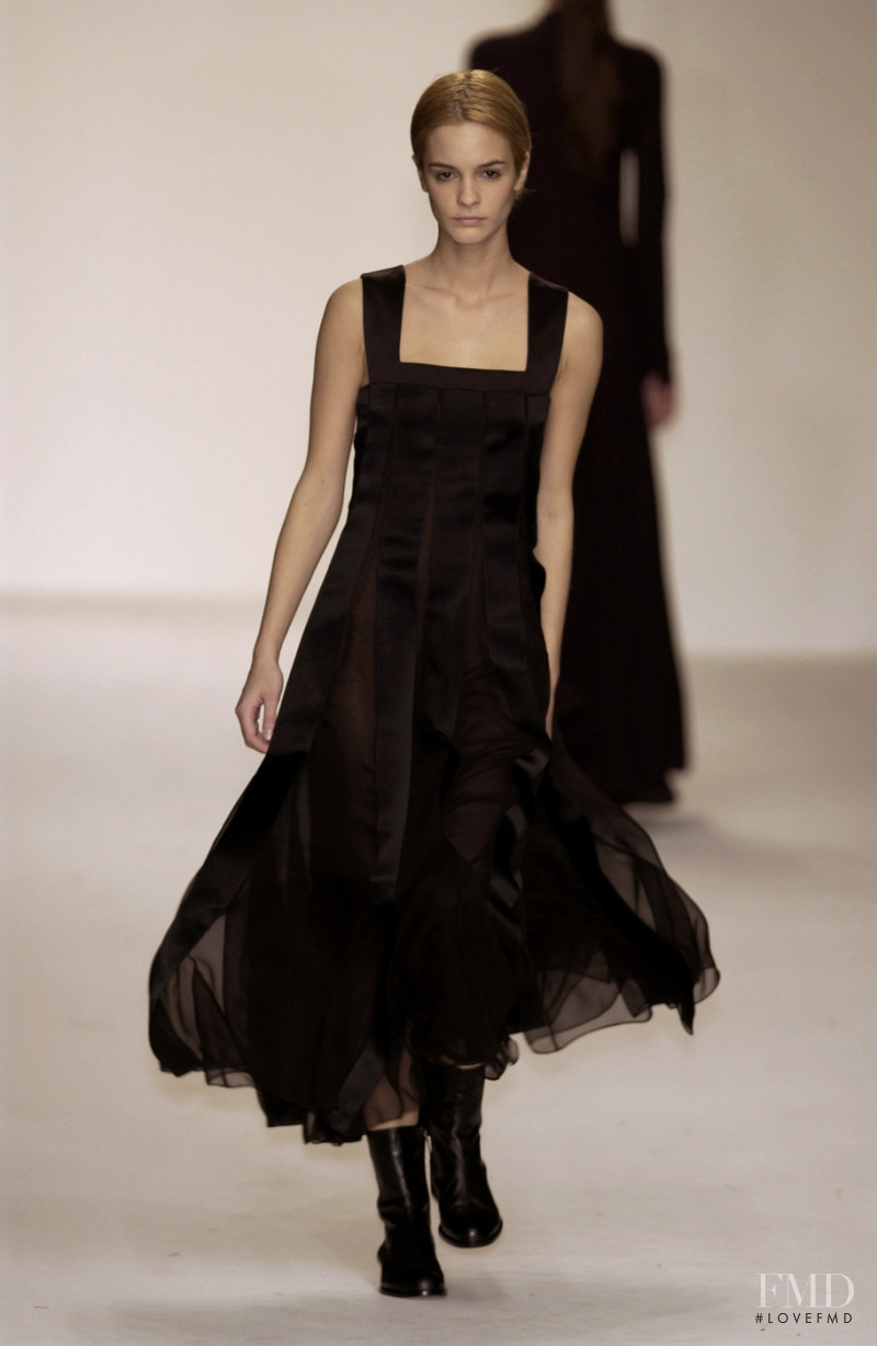 Calvin Klein 205W39NYC fashion show for Autumn/Winter 2002