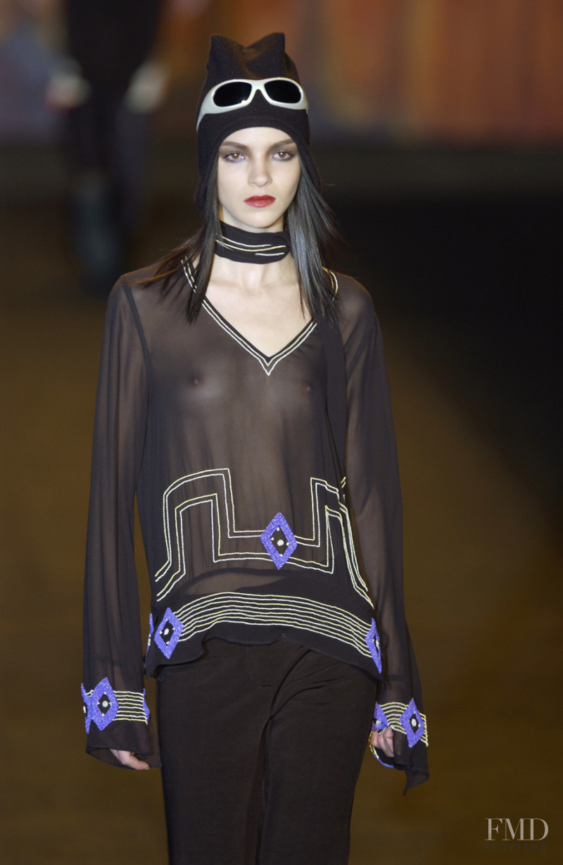 Mariacarla Boscono featured in  the Anna Sui fashion show for Autumn/Winter 2003