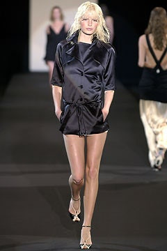 Alessandro Dell\'Acqua fashion show for Autumn/Winter 2003