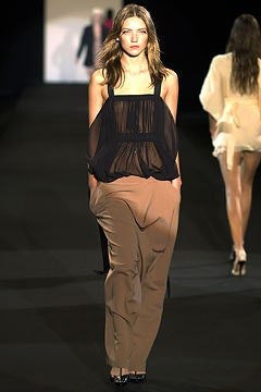Alessandro Dell\'Acqua fashion show for Autumn/Winter 2003