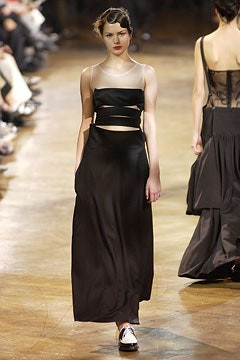 Yohji Yamamoto fashion show for Spring/Summer 2003