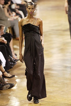 Yohji Yamamoto fashion show for Spring/Summer 2003