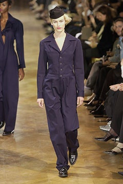 Yohji Yamamoto fashion show for Spring/Summer 2003