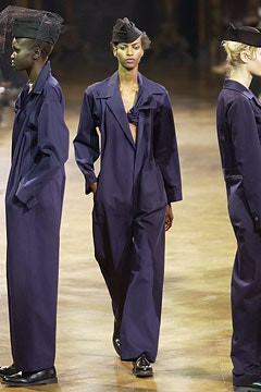 Yohji Yamamoto fashion show for Spring/Summer 2003