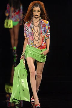 Versus fashion show for Spring/Summer 2003