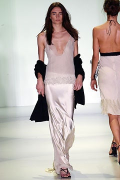 Vera Wang fashion show for Spring/Summer 2003