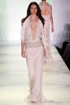 Vera Wang fashion show for Spring/Summer 2003