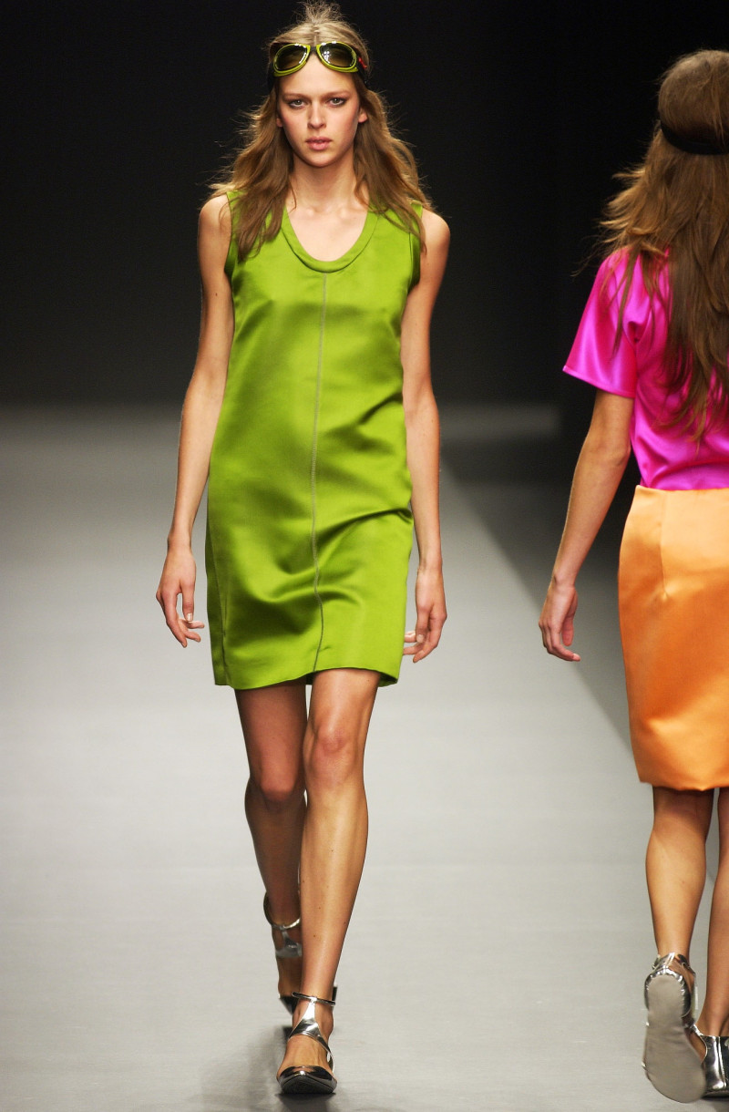 Prada fashion show for Spring/Summer 2003