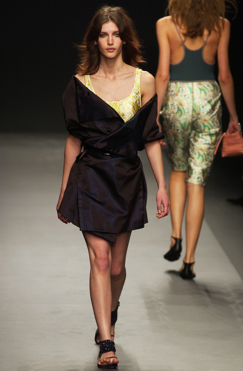 Prada fashion show for Spring/Summer 2003
