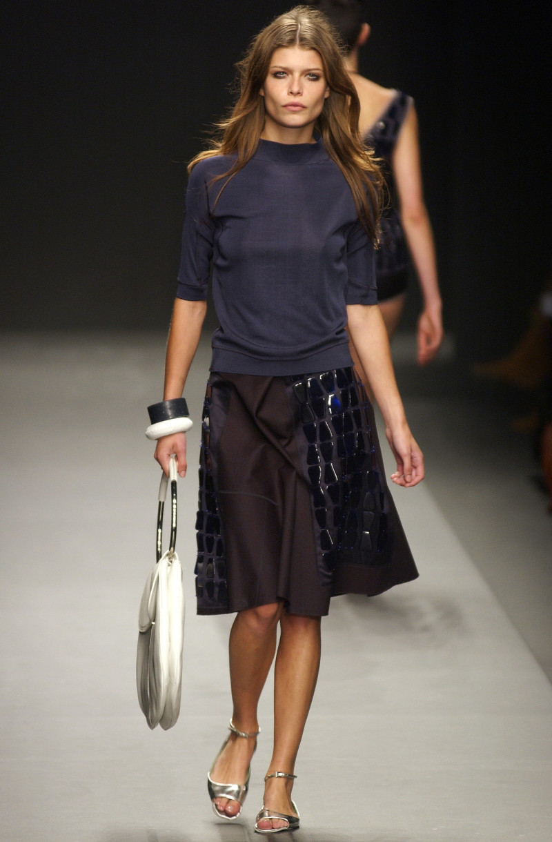 Prada fashion show for Spring/Summer 2003