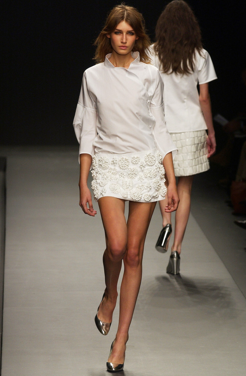 Prada fashion show for Spring/Summer 2003