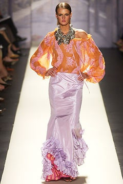 Oscar de la Renta fashion show for Spring/Summer 2003
