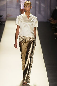 Oscar de la Renta fashion show for Spring/Summer 2003