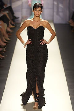 Oscar de la Renta fashion show for Spring/Summer 2003