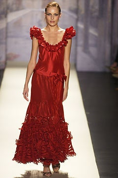 Oscar de la Renta fashion show for Spring/Summer 2003
