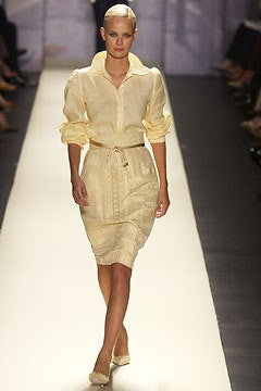 Oscar de la Renta fashion show for Spring/Summer 2003