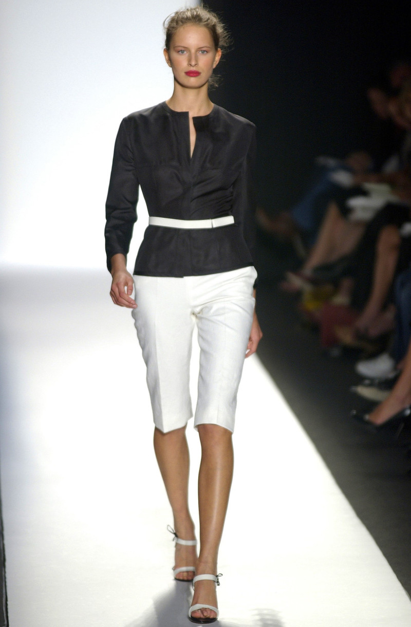 Narciso Rodriguez fashion show for Spring/Summer 2003