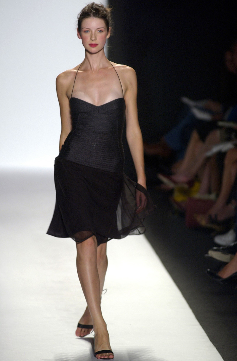 Narciso Rodriguez fashion show for Spring/Summer 2003