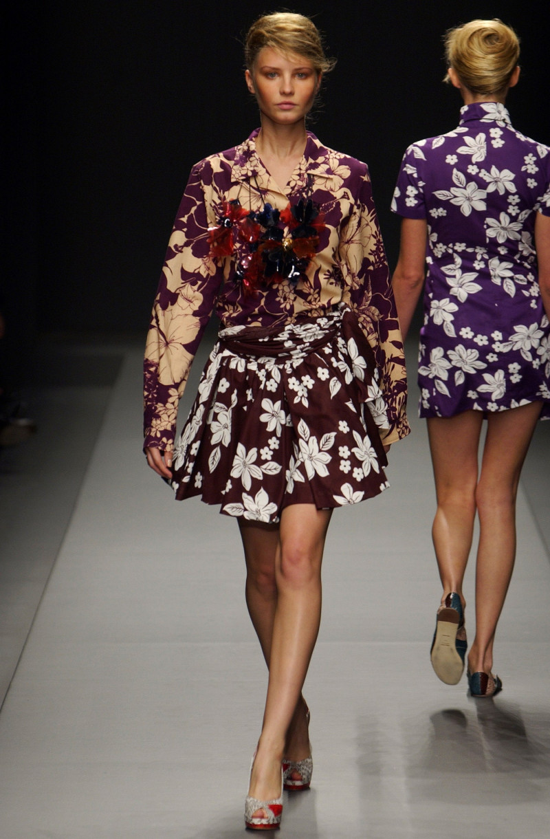 Miu Miu fashion show for Spring/Summer 2003