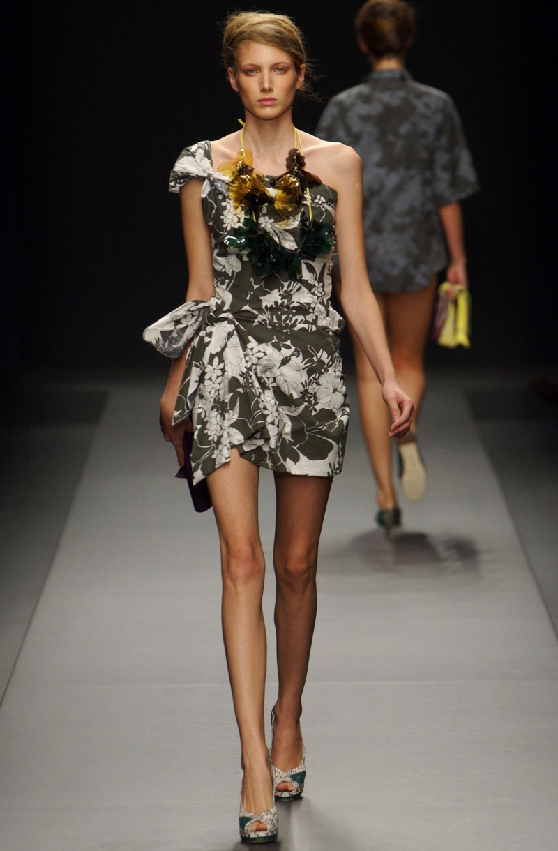 Miu Miu fashion show for Spring/Summer 2003