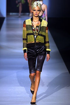 Missoni fashion show for Spring/Summer 2003