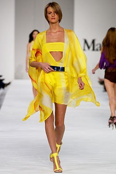 Max Mara fashion show for Spring/Summer 2003