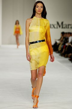 Max Mara fashion show for Spring/Summer 2003