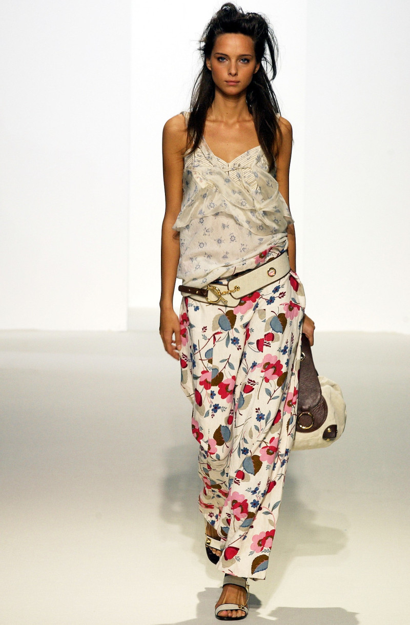 Marni fashion show for Spring/Summer 2003