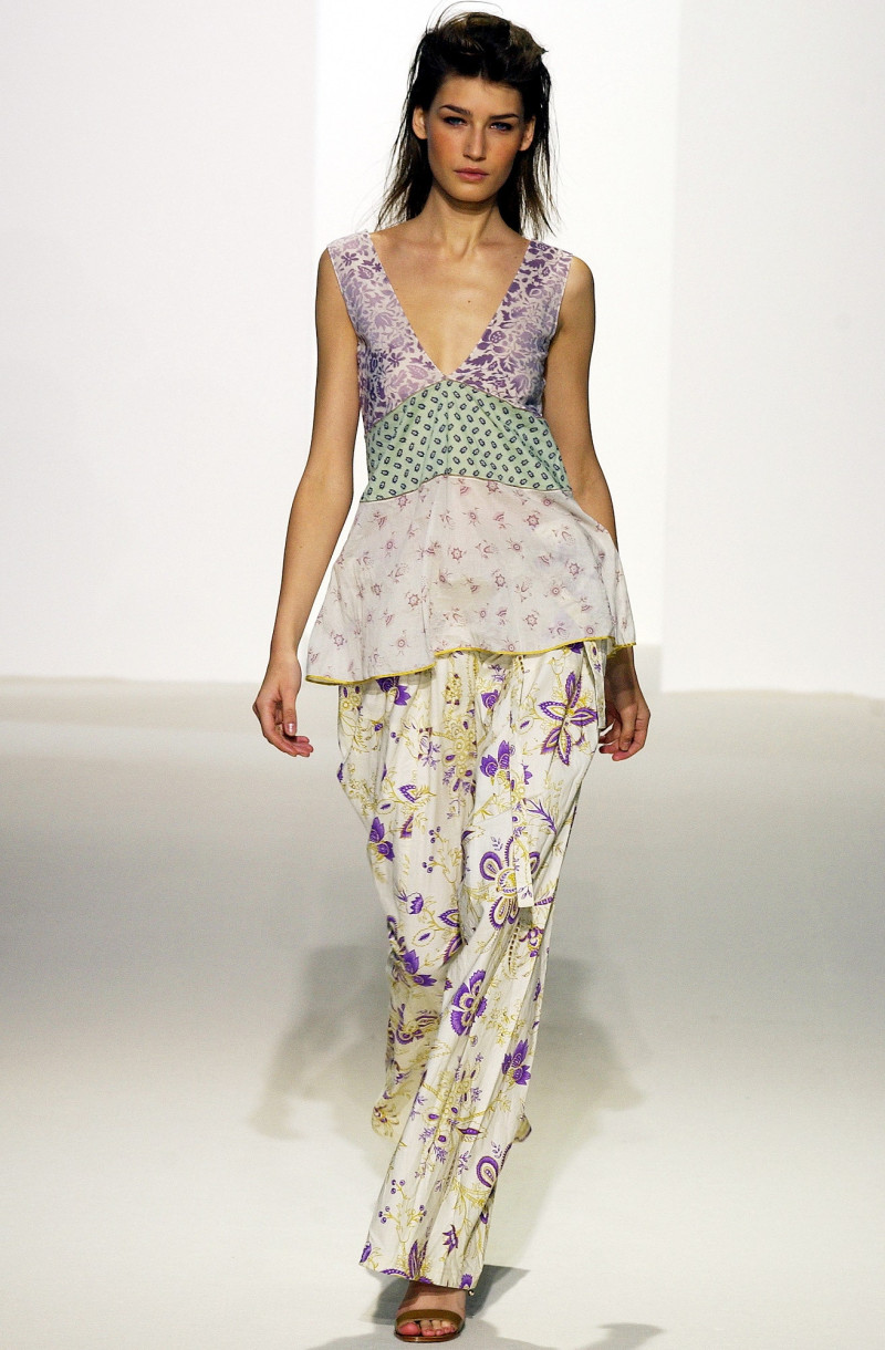 Marni fashion show for Spring/Summer 2003