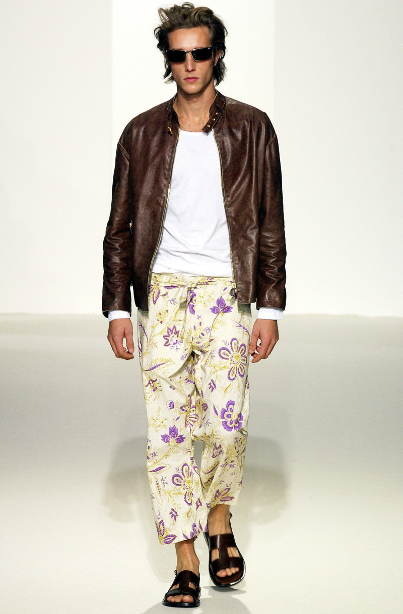 Marni fashion show for Spring/Summer 2003