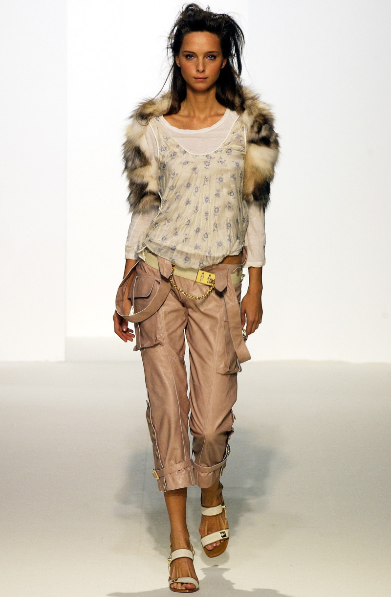 Marni fashion show for Spring/Summer 2003