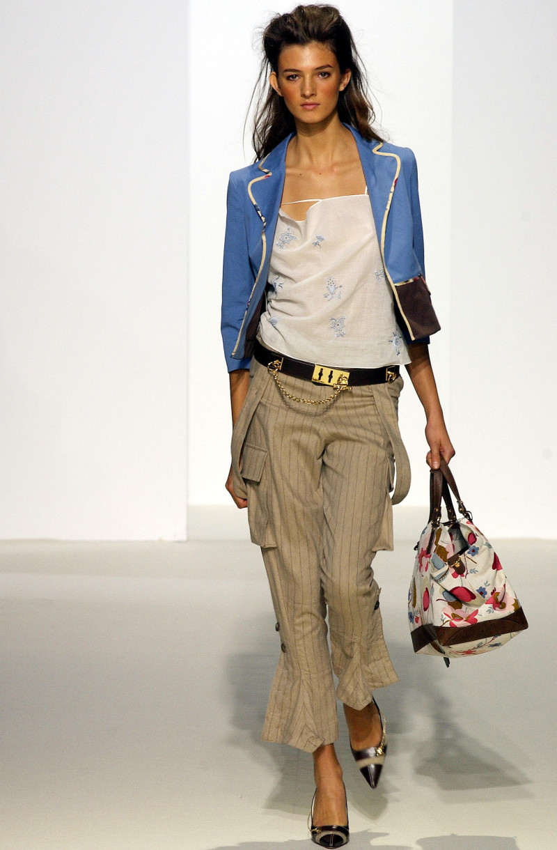 Marni fashion show for Spring/Summer 2003