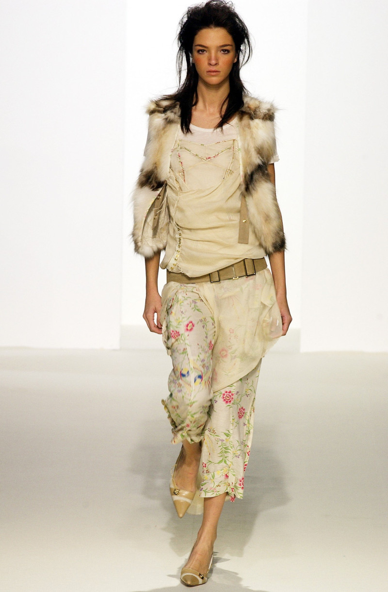 Marni fashion show for Spring/Summer 2003