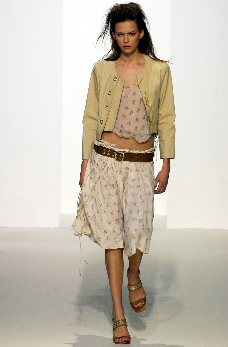 Marni fashion show for Spring/Summer 2003