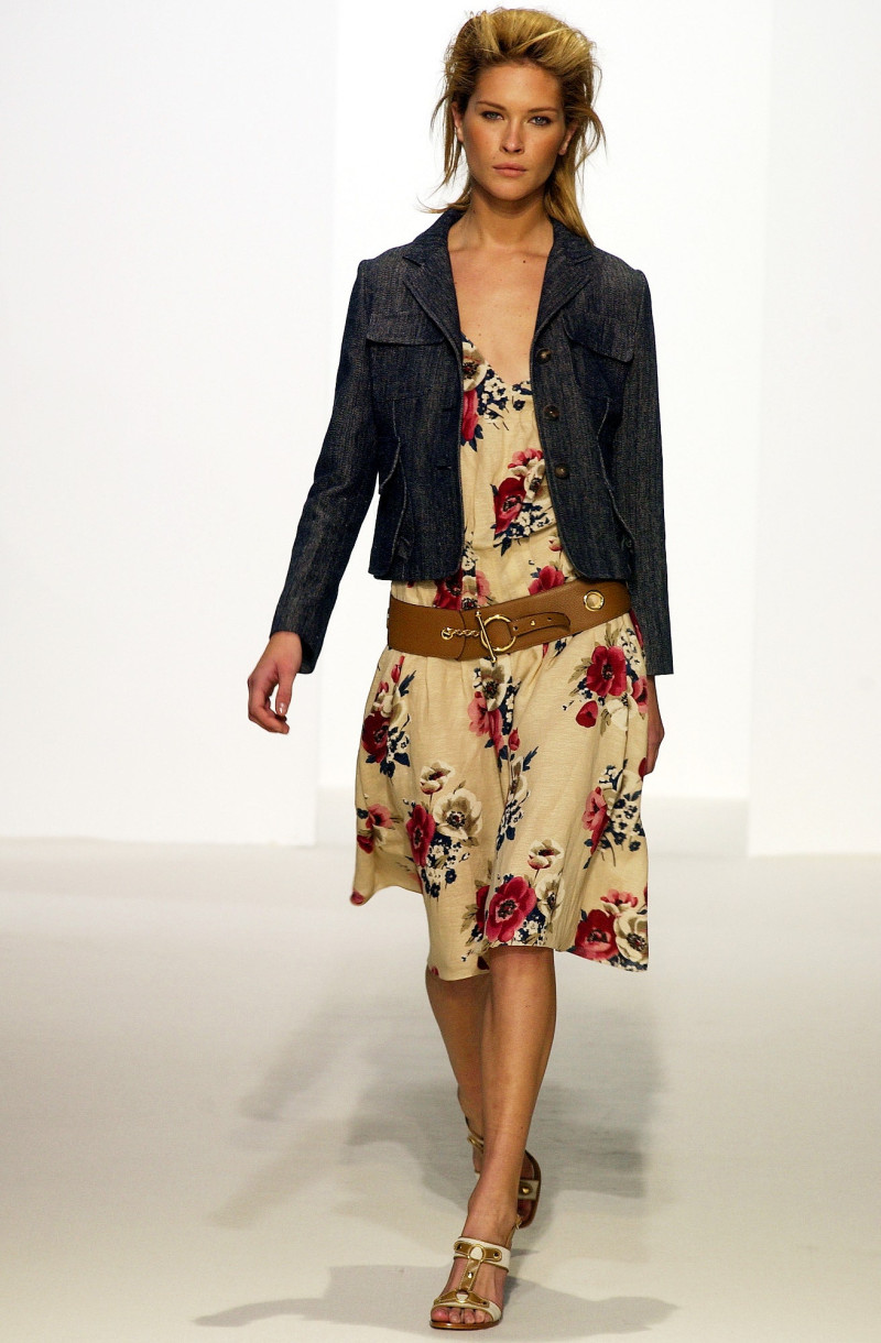 Marni fashion show for Spring/Summer 2003