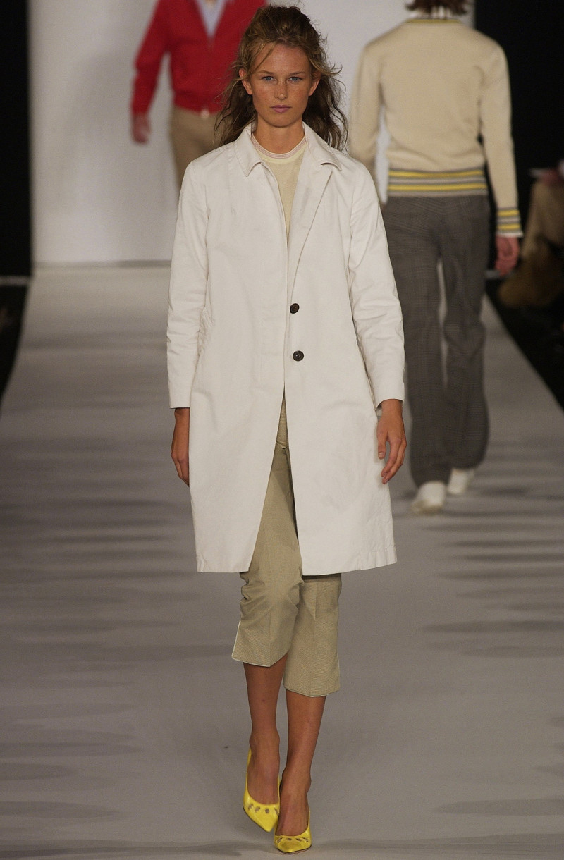 Marc Jacobs fashion show for Spring/Summer 2003