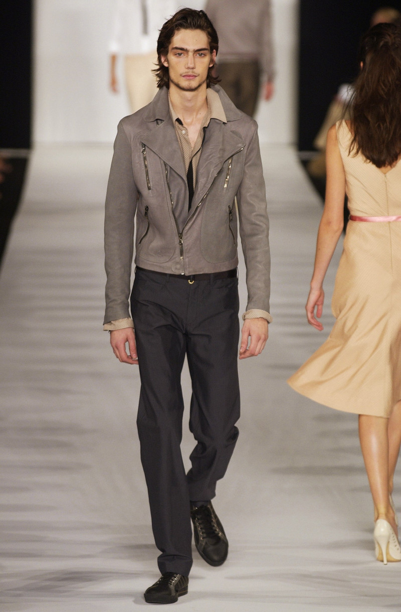 Marc Jacobs fashion show for Spring/Summer 2003