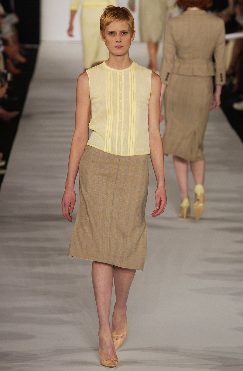 Marc Jacobs fashion show for Spring/Summer 2003