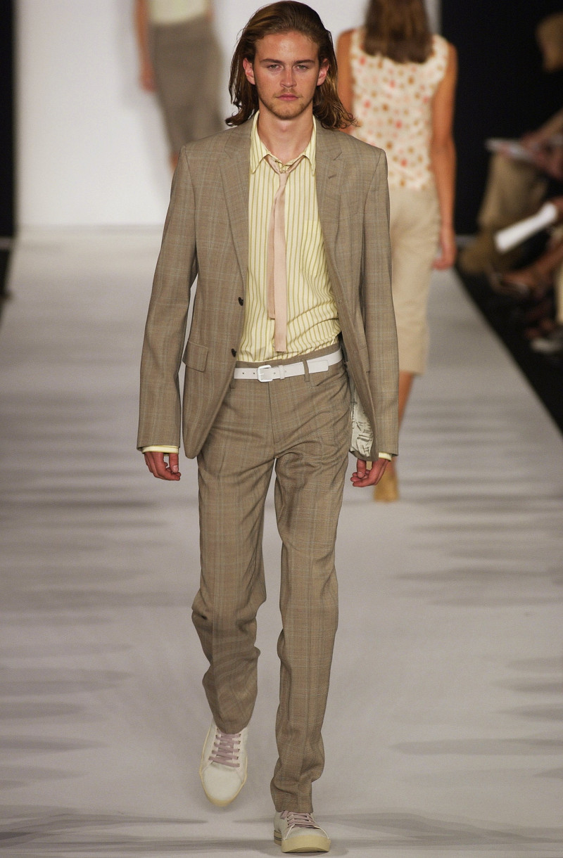 Marc Jacobs fashion show for Spring/Summer 2003