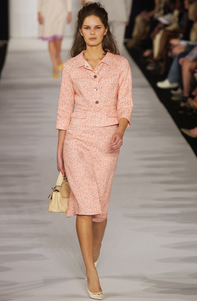 Marc Jacobs fashion show for Spring/Summer 2003